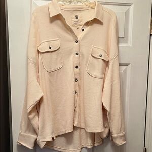 Simply Southern Cream Textured Button-Up Shirt size large